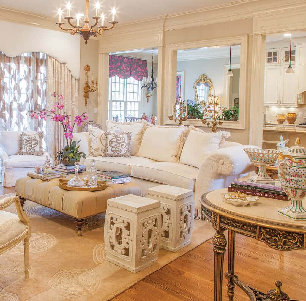 Southern style room in white